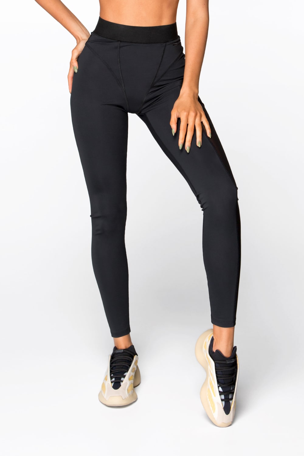 CALYPSO LEGGINGS + CALYPSO BRA TOP